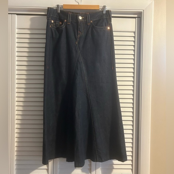 Y2K True Religion Dark Blue Denim  Dakota Skirt with Orange Stitching Size 29 - Picture 1 of 12